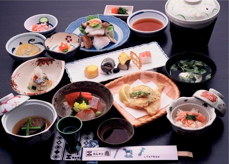 Onyado Megumi Hotel Yugawara Exterior photo