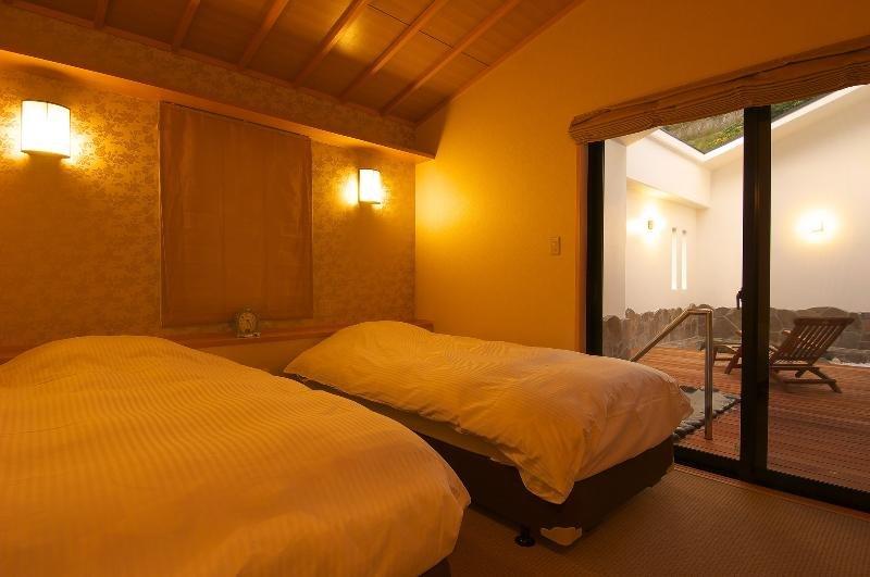 Onyado Megumi Hotel Yugawara Exterior photo
